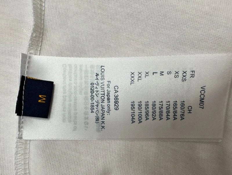 Louis Vuitton T-Shirts Minimalist 137214