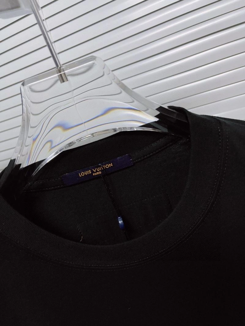 Louis Vuitton T-Shirts EyeCatching 137196