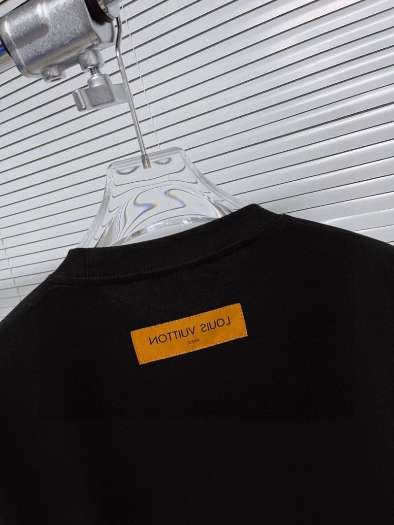Louis Vuitton T-Shirts EyeCatching 137196