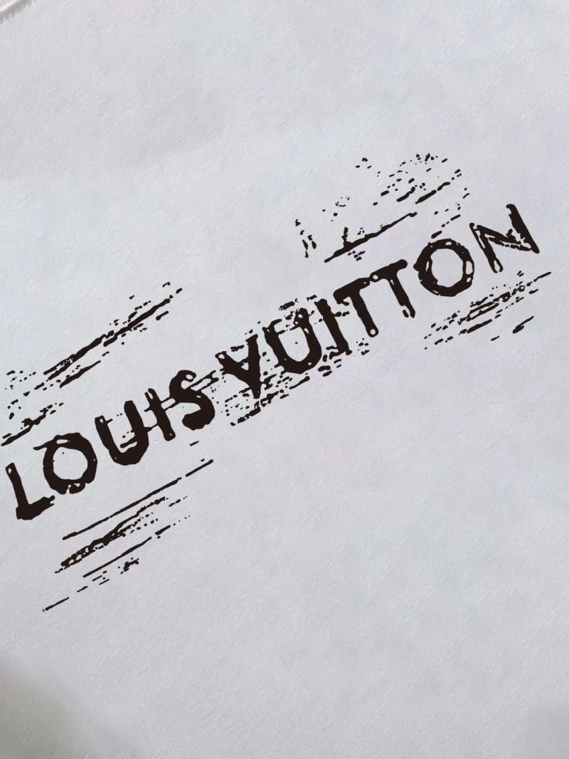 Louis Vuitton T-Shirts FashionForward 137199