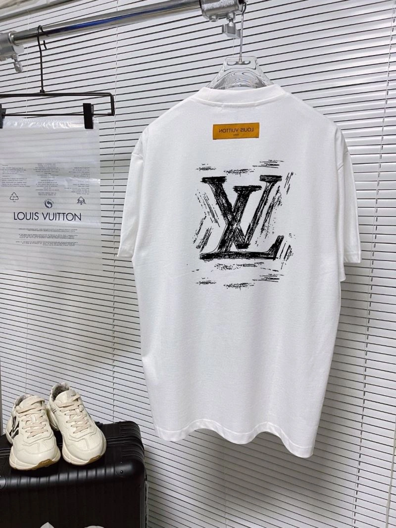 Louis Vuitton T-Shirts FashionForward 137199