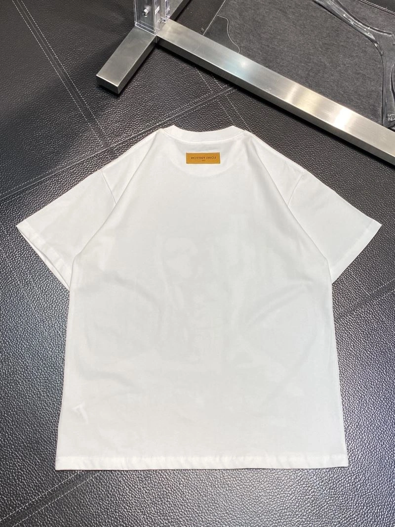Compact Louis Vuitton T-Shirts 137200