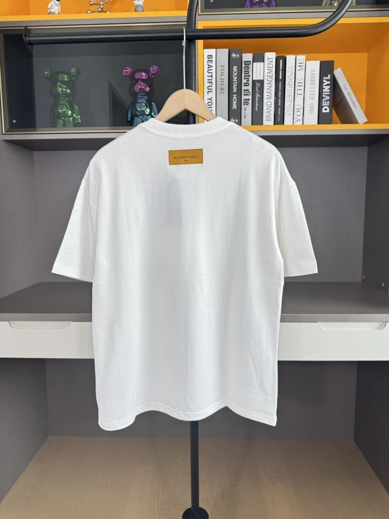 Louis Vuitton T-Shirts Sustainable 137212