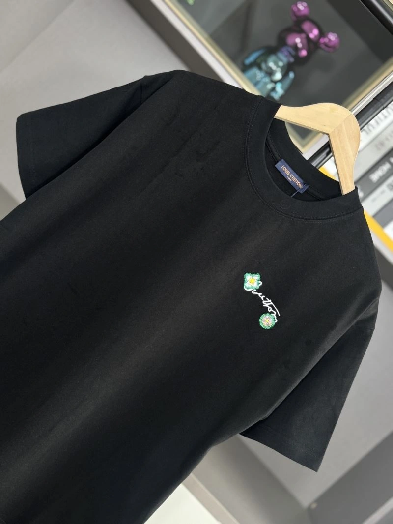 AllSeason Louis Vuitton T-Shirts 137208