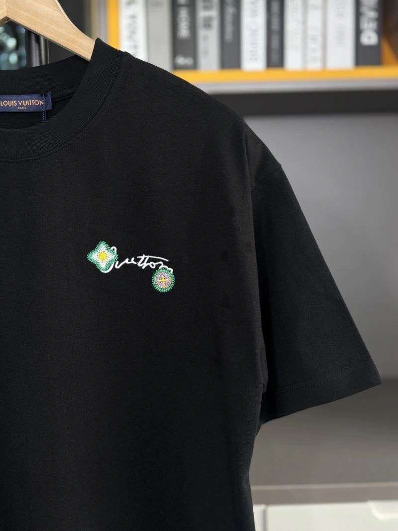 AllSeason Louis Vuitton T-Shirts 137208