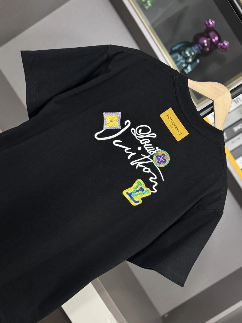 AllSeason Louis Vuitton T-Shirts 137208