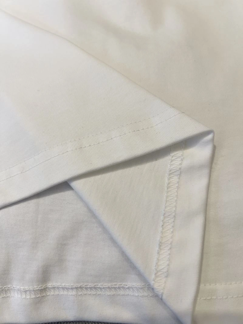 Minimalist Louis Vuitton T-Shirts 137192