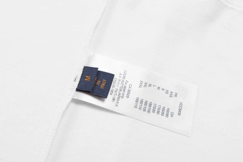 FreshLook Louis Vuitton T-Shirts 137204