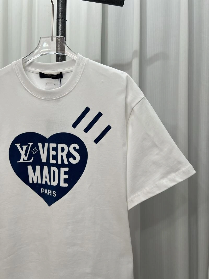 Louis Vuitton T-Shirts WrinkleFree 137198