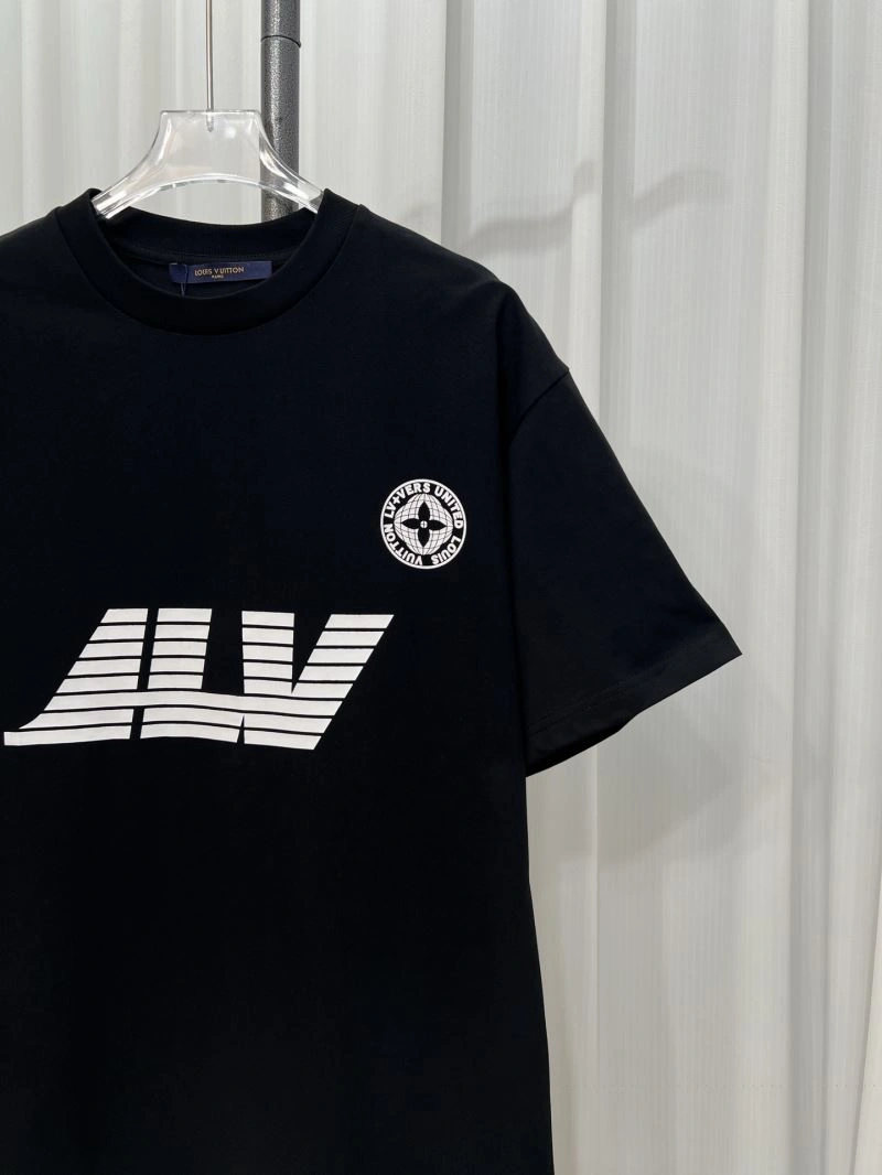 Louis Vuitton T-Shirts ModernLook 137190