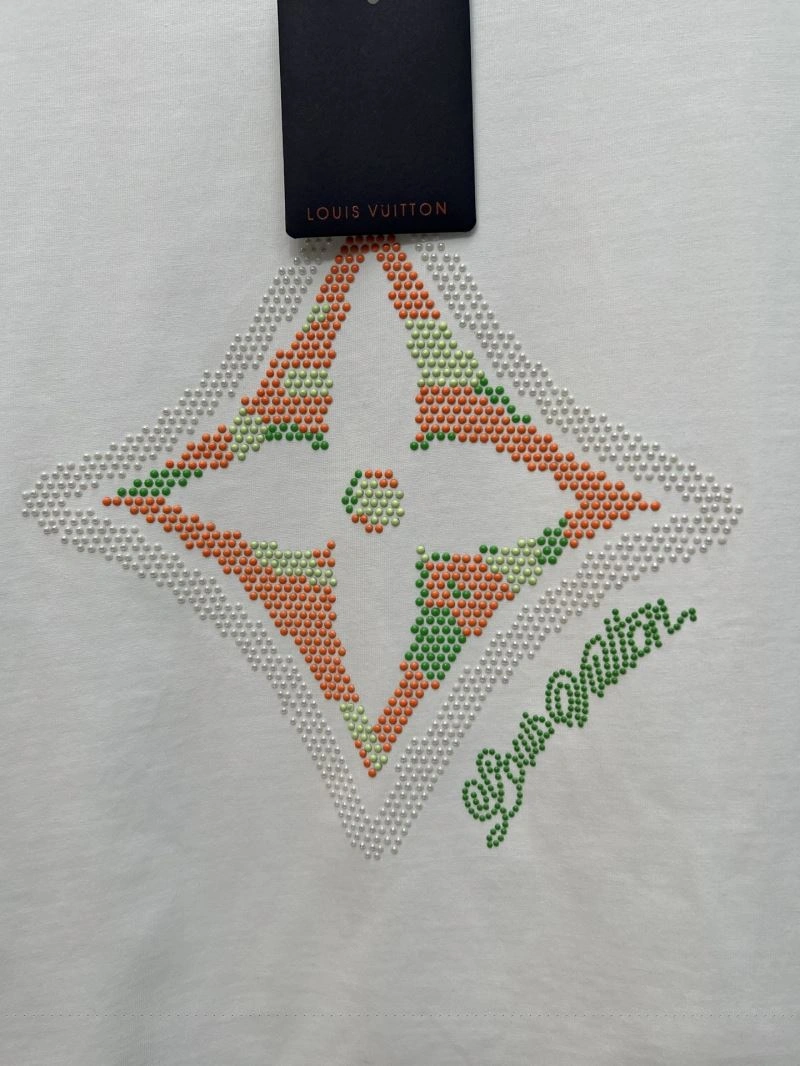 Louis Vuitton T-Shirts Breathable 137187