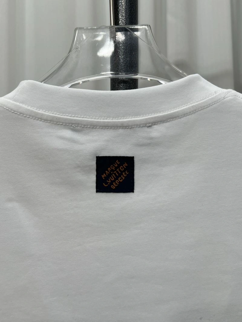 Louis Vuitton T-Shirts Breathable 137187