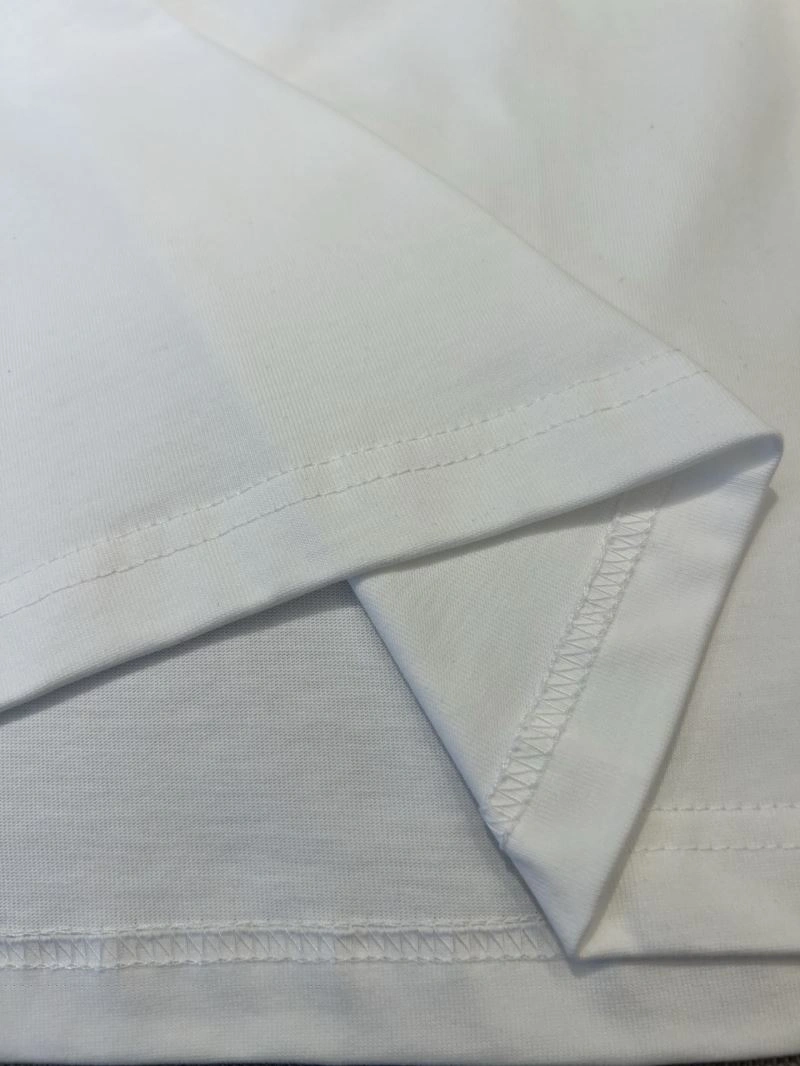 Louis Vuitton T-Shirts Breathable 137187