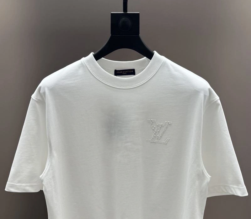 Louis Vuitton T-Shirts EyeCatching 137182