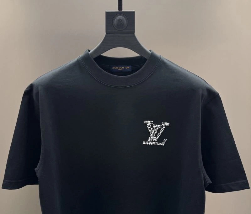 Louis Vuitton T-Shirts Affordable 137181