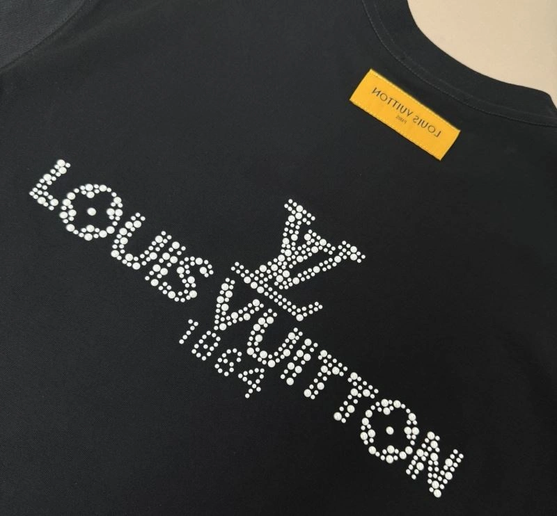 Louis Vuitton T-Shirts Affordable 137181