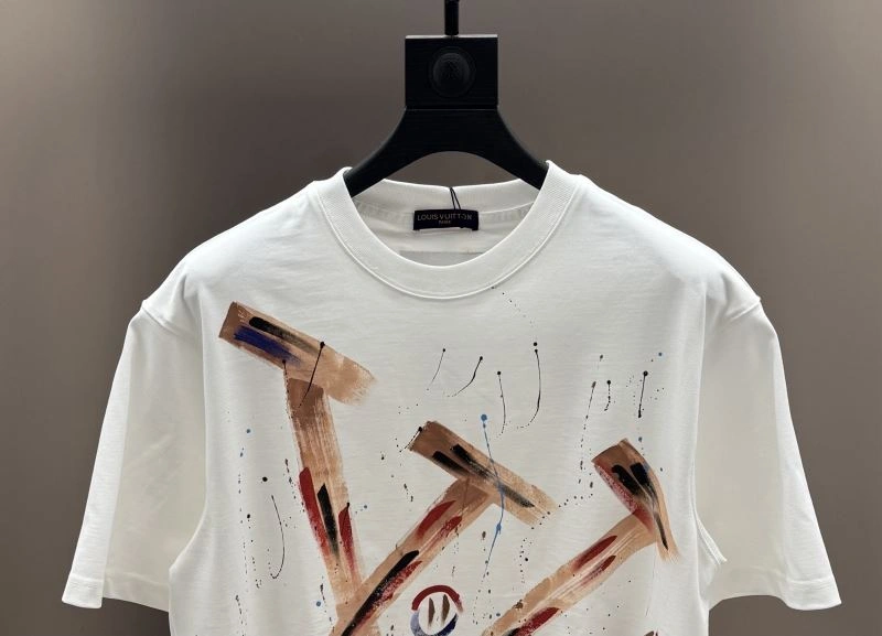 UrbanStyle Louis Vuitton T-Shirts 137180