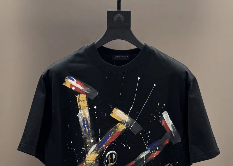 TechFriendly Louis Vuitton T-Shirts 137179