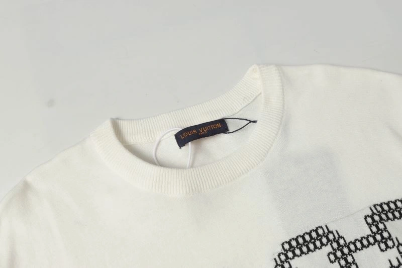 Louis Vuitton T-Shirts WellDesigned 137165