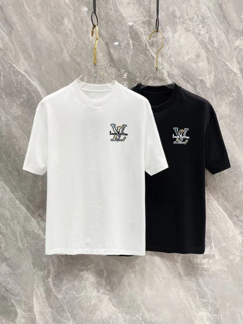 Flexible Louis Vuitton T-Shirts 137161