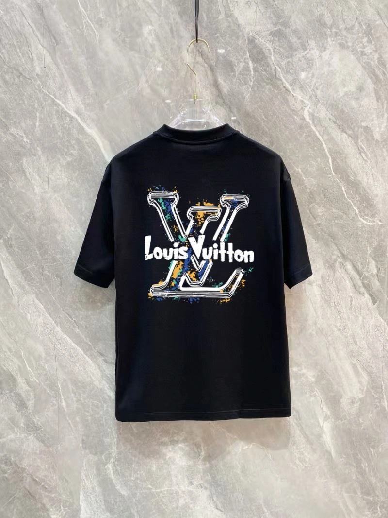 Flexible Louis Vuitton T-Shirts 137161