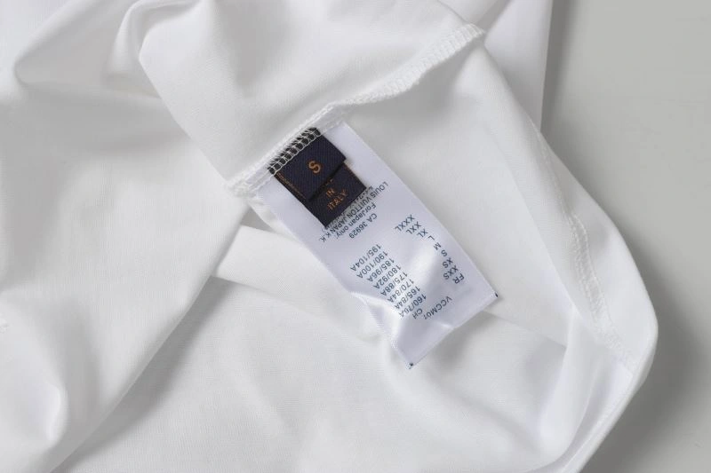 Stretchable Louis Vuitton T-Shirts 137220