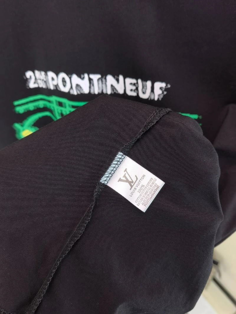 Thermal Louis Vuitton T-Shirts 137172
