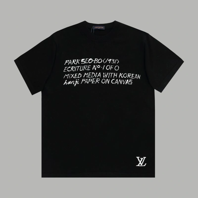 Louis Vuitton T-Shirts Snug 137155