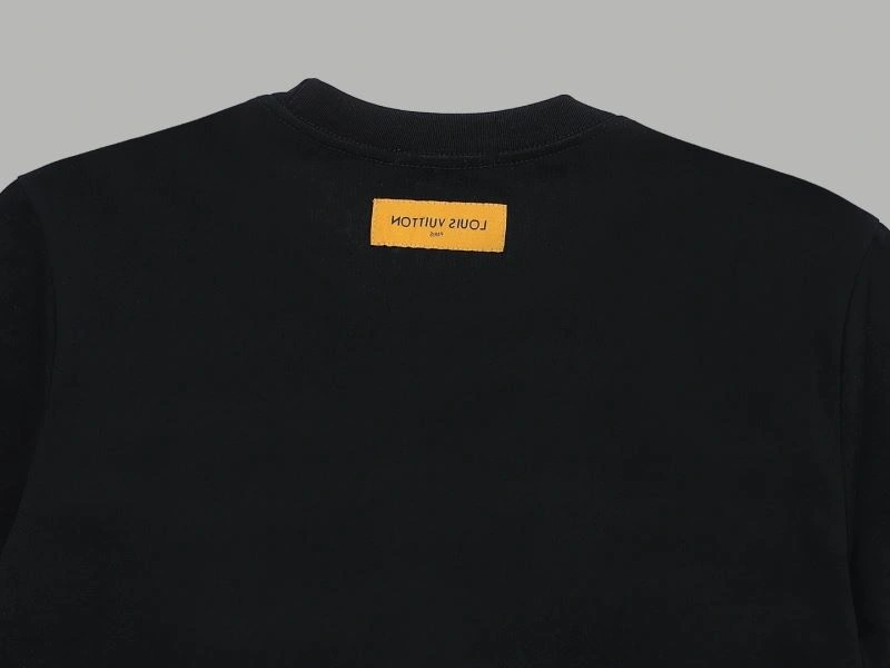 Louis Vuitton T-Shirts Compact 137185