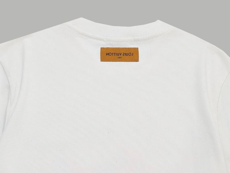 Durable Louis Vuitton T-Shirts 137148