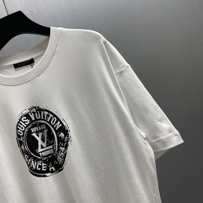 Louis Vuitton T-Shirts Unisex 137145