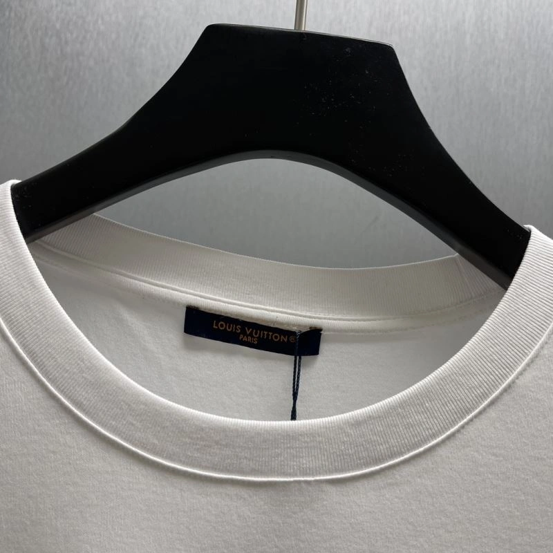 Louis Vuitton T-Shirts Unisex 137145