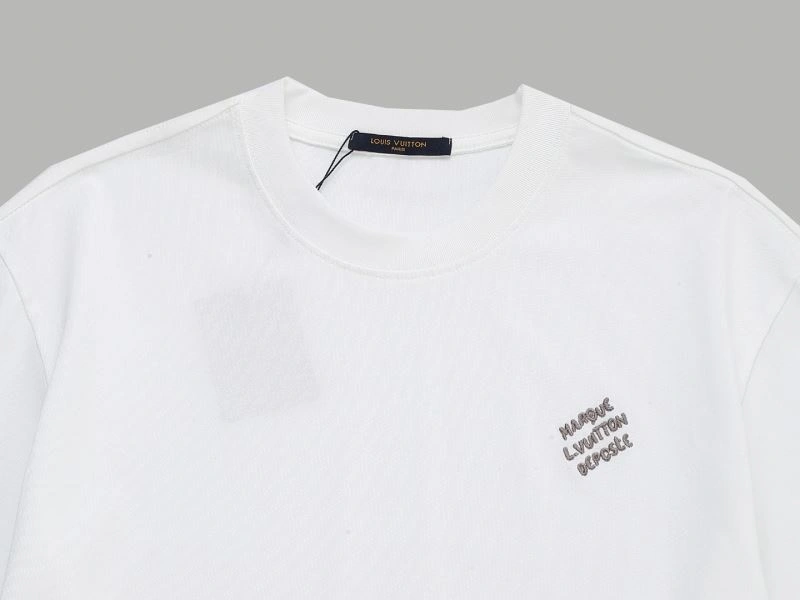 OnTrend Louis Vuitton T-Shirts 137167