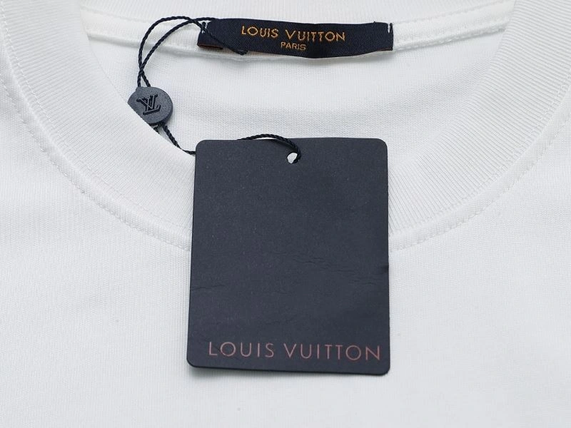 OnTrend Louis Vuitton T-Shirts 137167