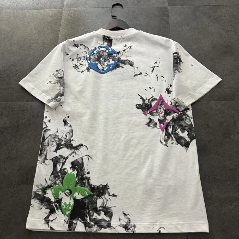 Louis Vuitton T-Shirts Breathable 137157