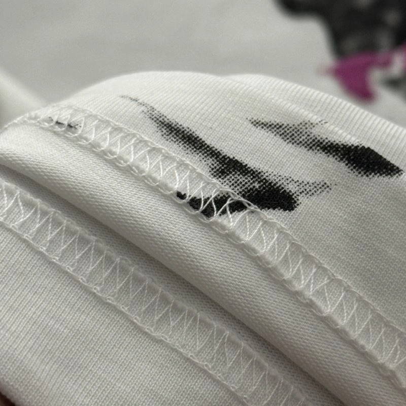 Louis Vuitton T-Shirts Breathable 137157