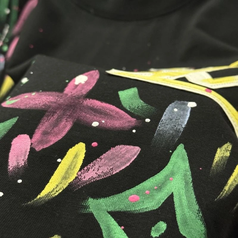 Trendy Louis Vuitton T-Shirts 137149