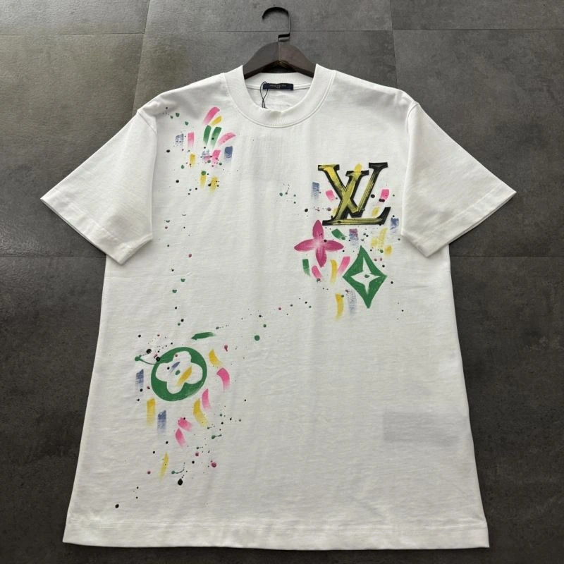 Stretchable Louis Vuitton T-Shirts 137144