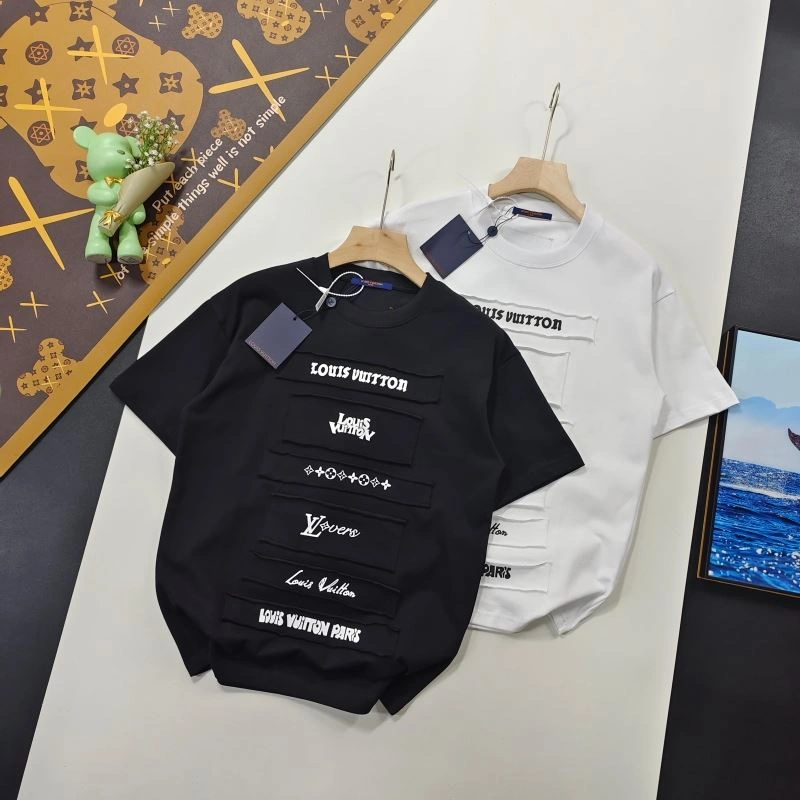 Louis Vuitton T-Shirts FashionForward 137142