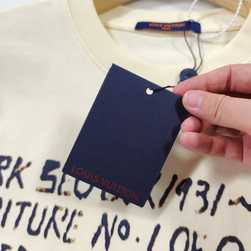 TimelessDesign Louis Vuitton T-Shirts 137141