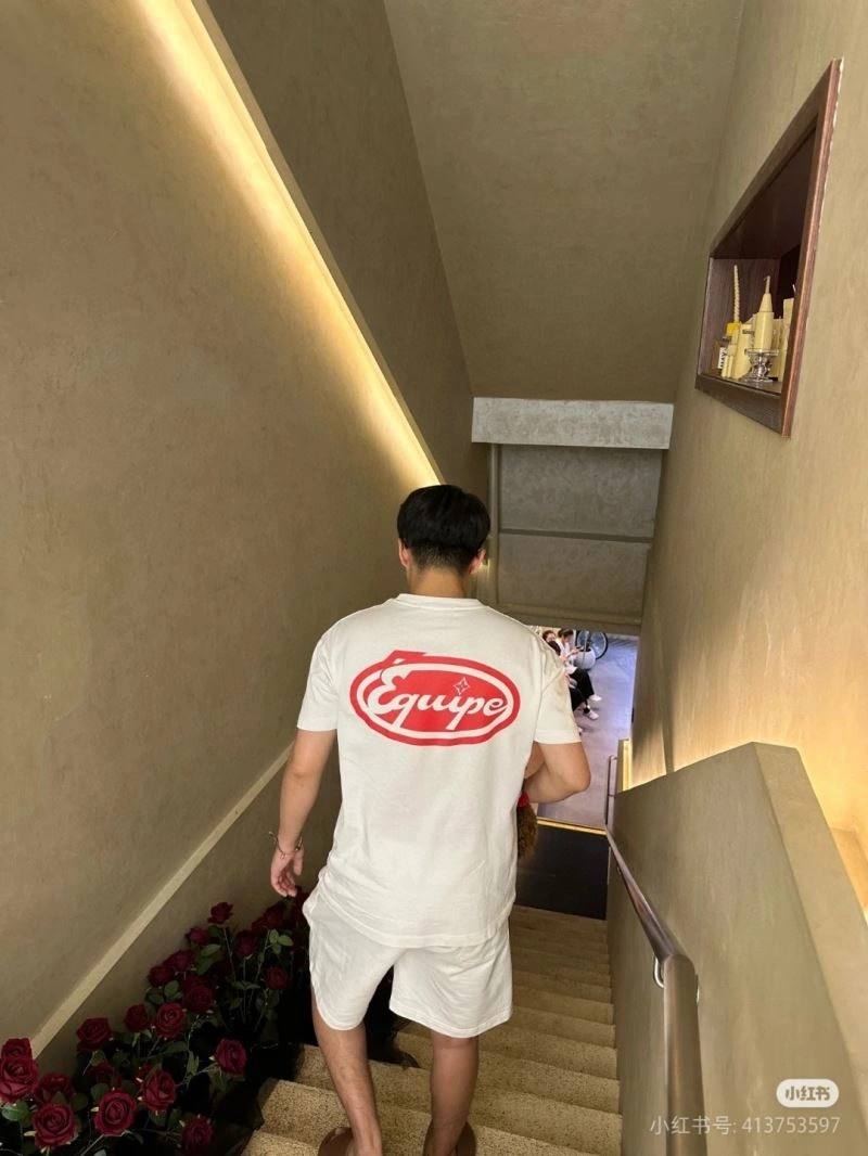 UrbanStyle Louis Vuitton T-Shirts 137140
