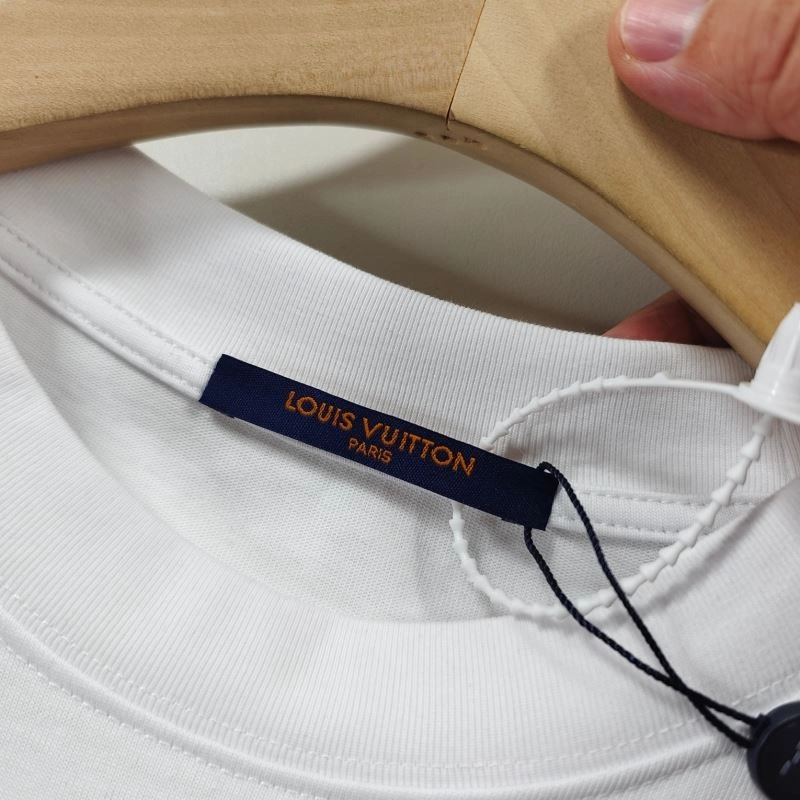 UrbanStyle Louis Vuitton T-Shirts 137140