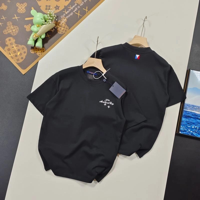 Louis Vuitton T-Shirts ZipUp 137136