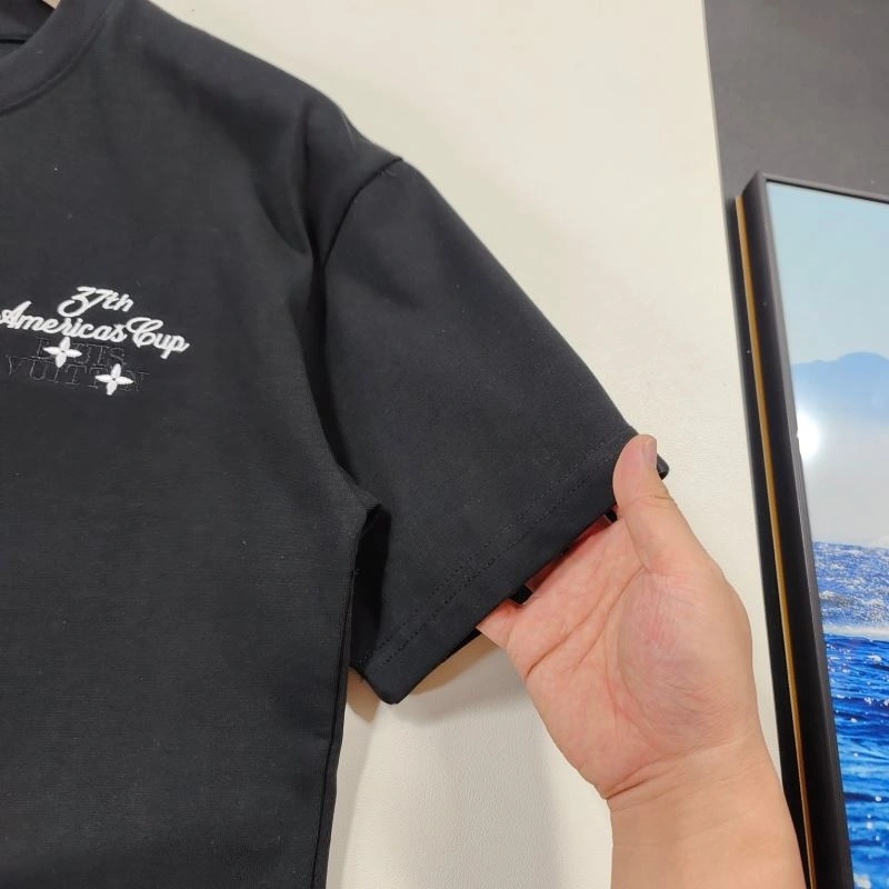 Louis Vuitton T-Shirts ZipUp 137136