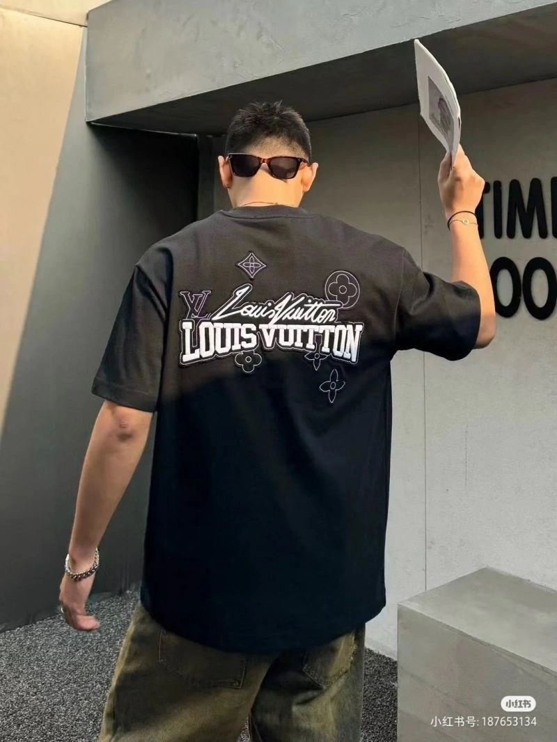 Louis Vuitton T-Shirts RelaxedFit 137138