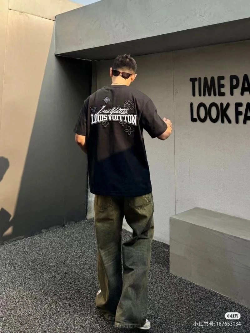 Louis Vuitton T-Shirts RelaxedFit 137138