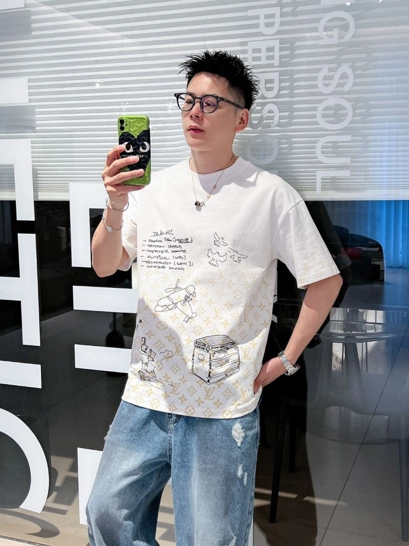 Louis Vuitton T-Shirts ModernLook 137139