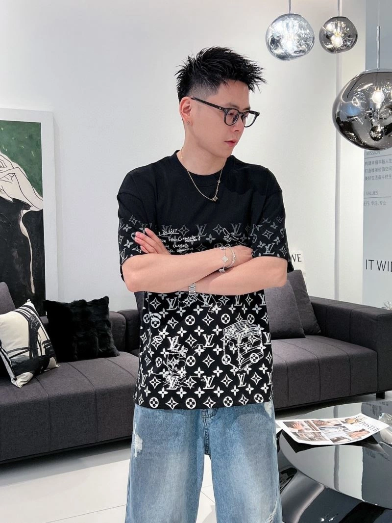 Louis Vuitton T-Shirts ModernLook 137139