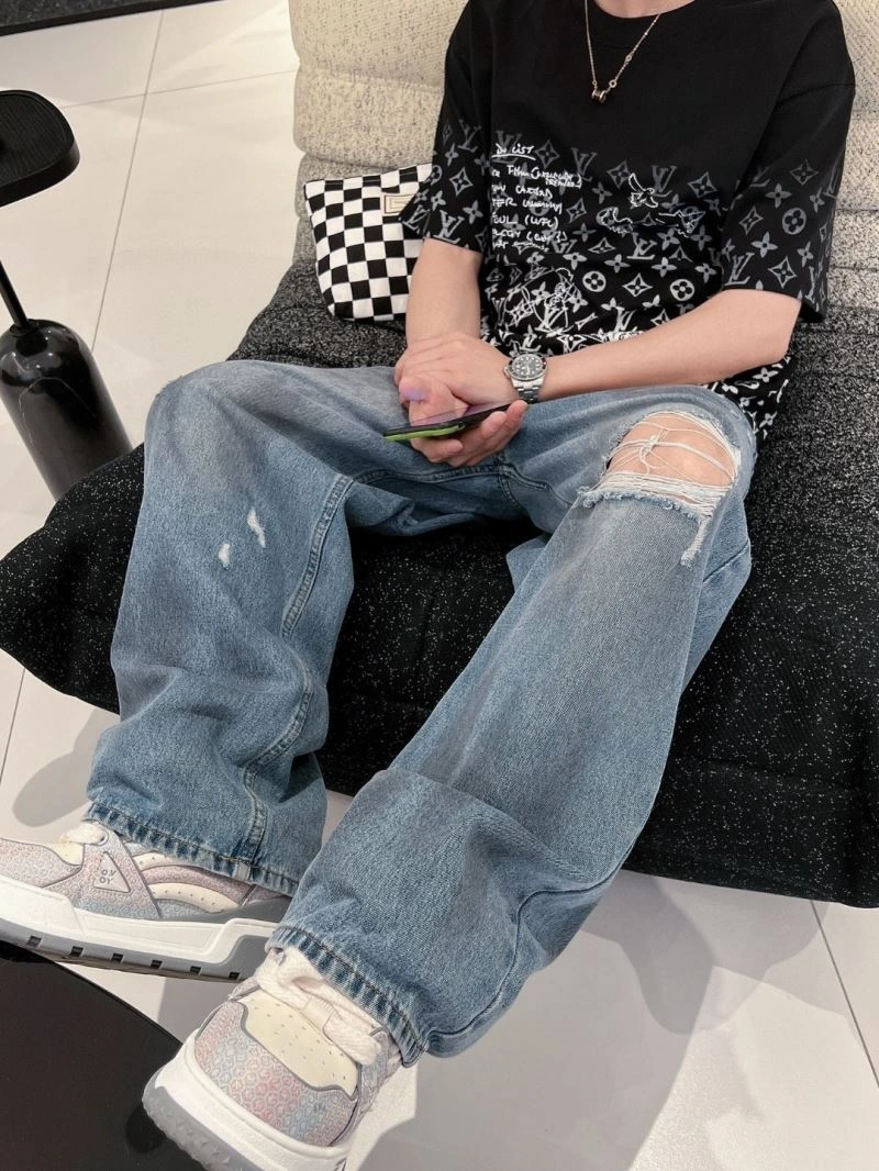 Louis Vuitton T-Shirts ModernLook 137139