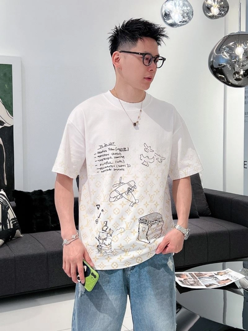 Louis Vuitton T-Shirts ModernLook 137139
